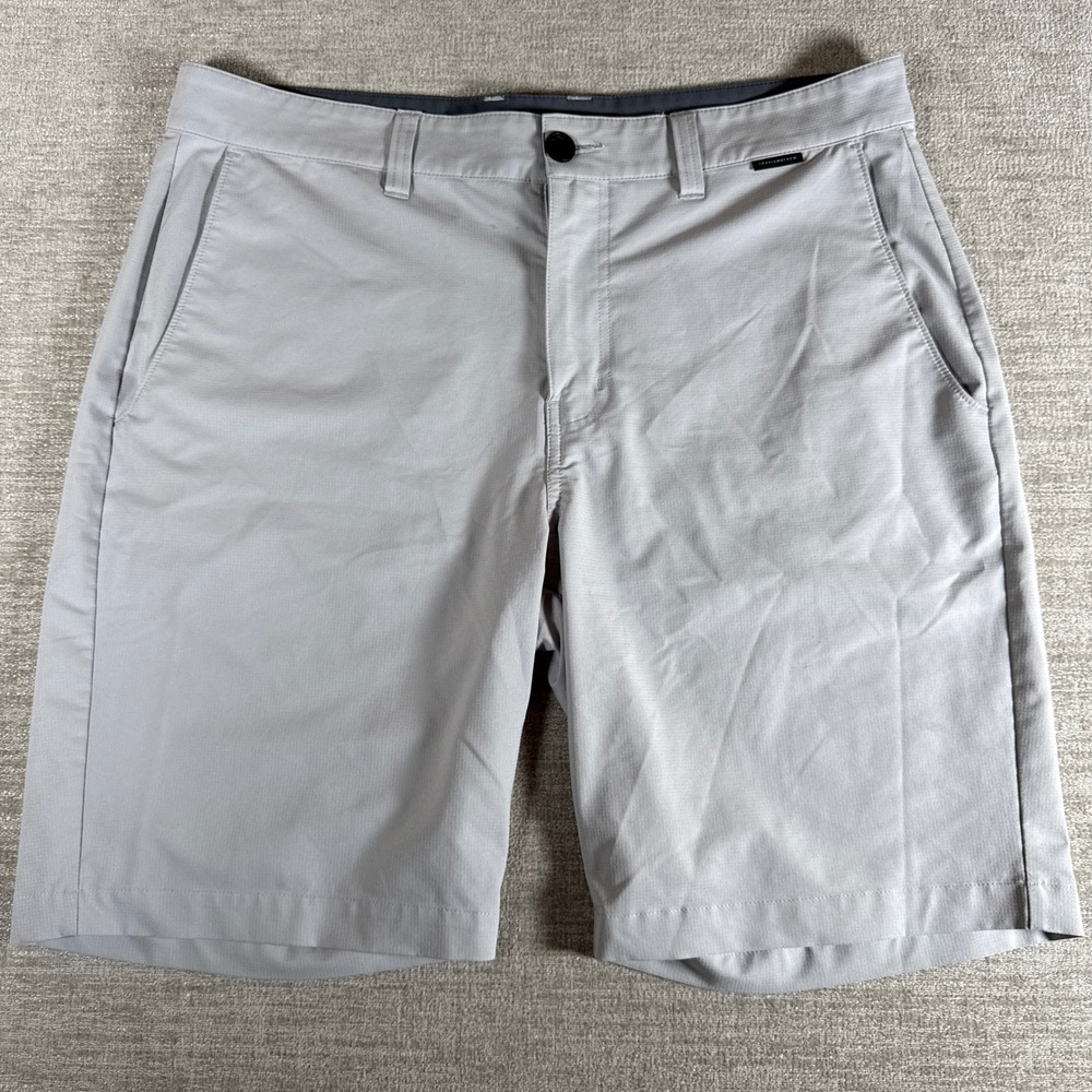TravisMathew Shorts Mens 34/9 Grey Stretch Performance Golf 1MAA189